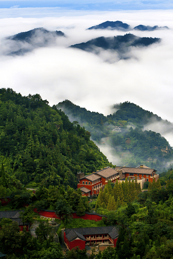 中华十大名山最新排名，壮丽山川展现自然之美壮丽景色