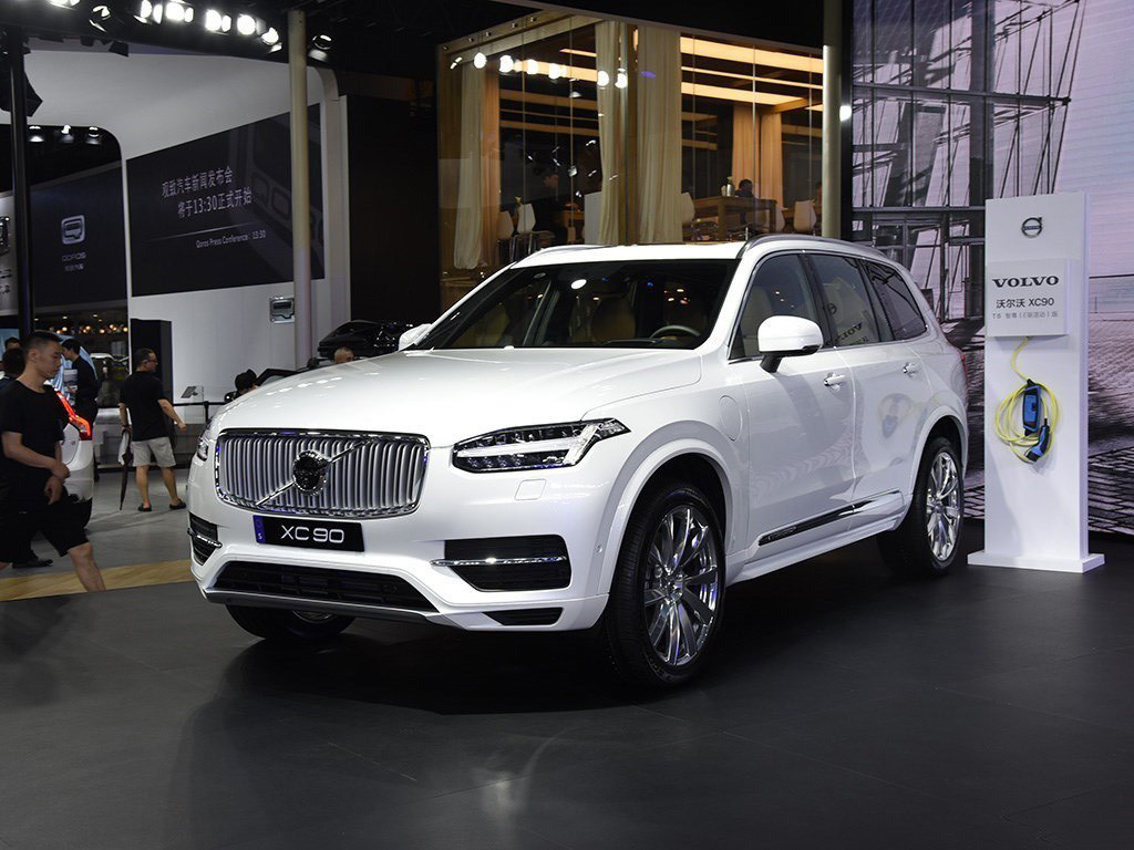 沃尔沃XC90 T8最新报价及深度解析